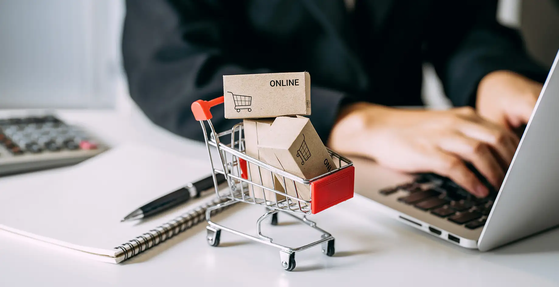 Giày đá banh hoàn hảo cho cả người mới bắt đầu và những tay chơi chuyên nghiệp!